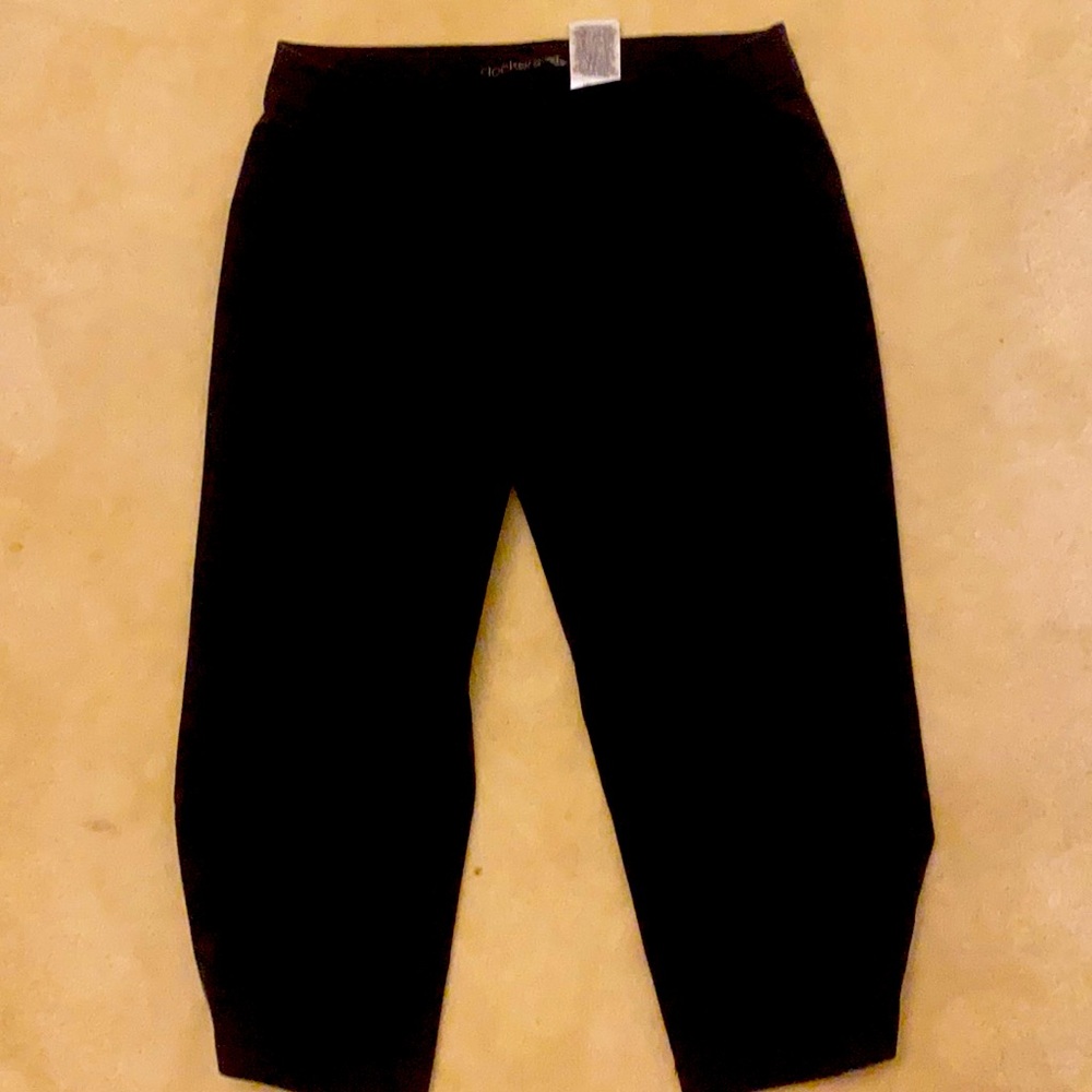 Women’s Dockers Capris